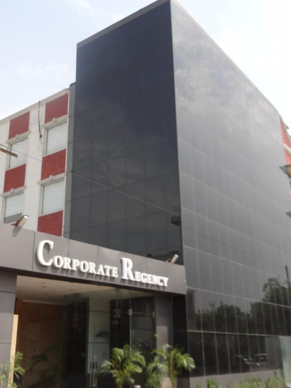 Corporate Regency Nova Deli Exterior foto