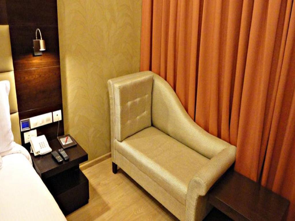 Corporate Regency Nova Deli Quarto foto